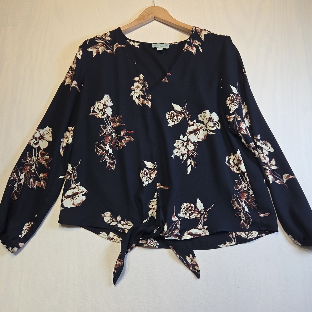 Veronica M Women's Medium Navy Floral Tie Front Long Sleeve V-Neck Blouse USA
